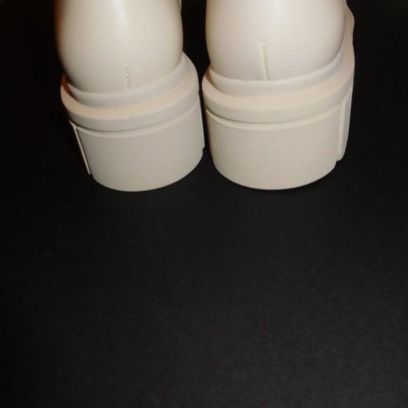 GUESS Gwforina Ivory Chunky Combat Boots--Size 10 NWT - Picture 7 of 9